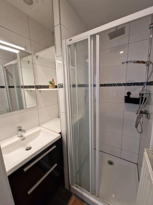 Le Cocon Du Midi - Appartement Cosy Brussel Bagian luar foto
